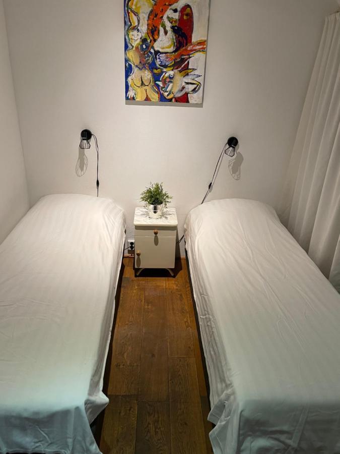Blom Aan De Gracht Bed & Breakfast Dordrecht Exterior photo